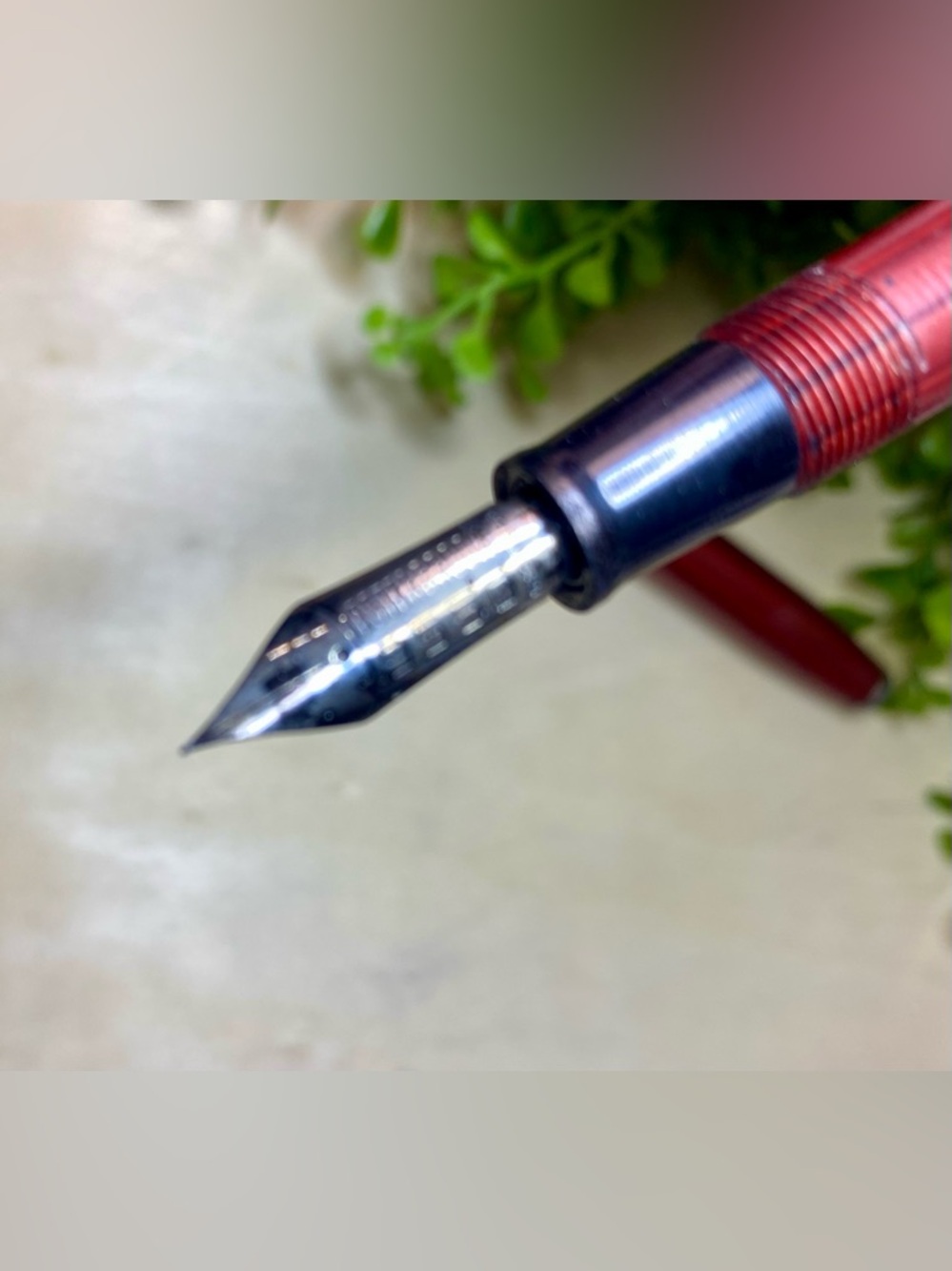 Vintage Esterbrook Stylish Fountain Pen with Silver Details - Picture 8 of 16